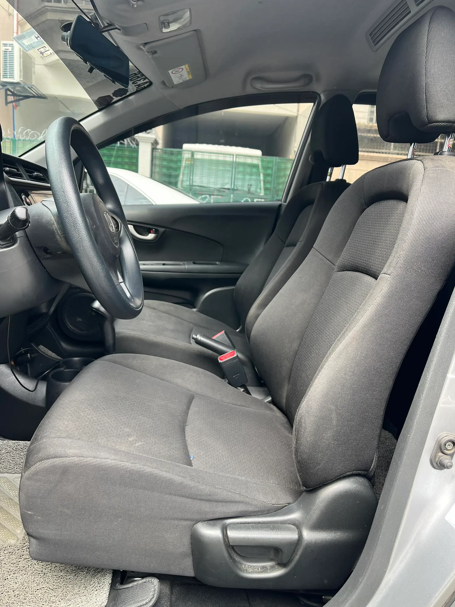 2017 HONDA BRV S GAS AUTOMATIC TRANSMISSION - Image 9