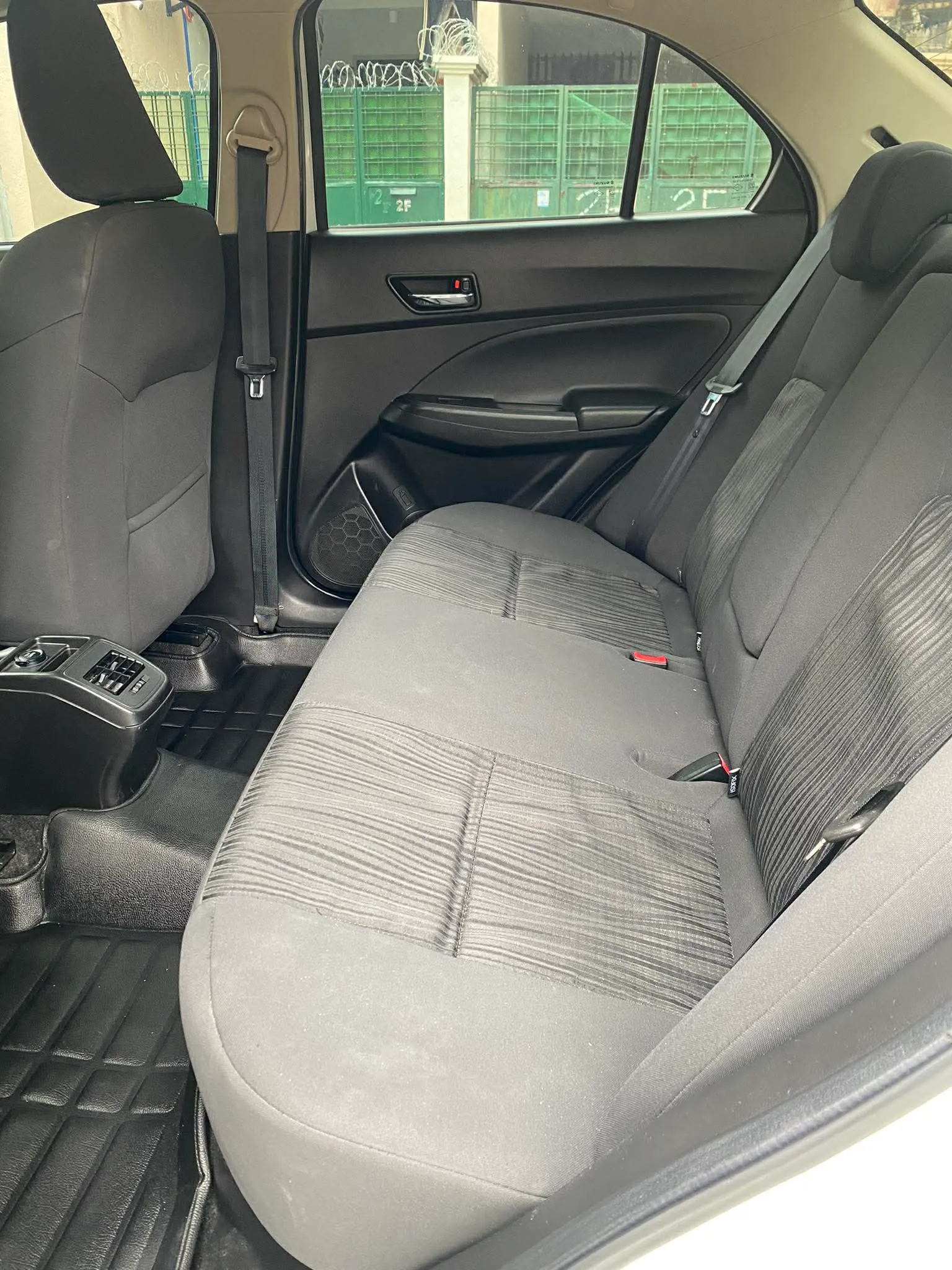2019 SUZUKI DZIRE 1.2L GL GAS AUTOMATIC TRANSMISSION - Image 9