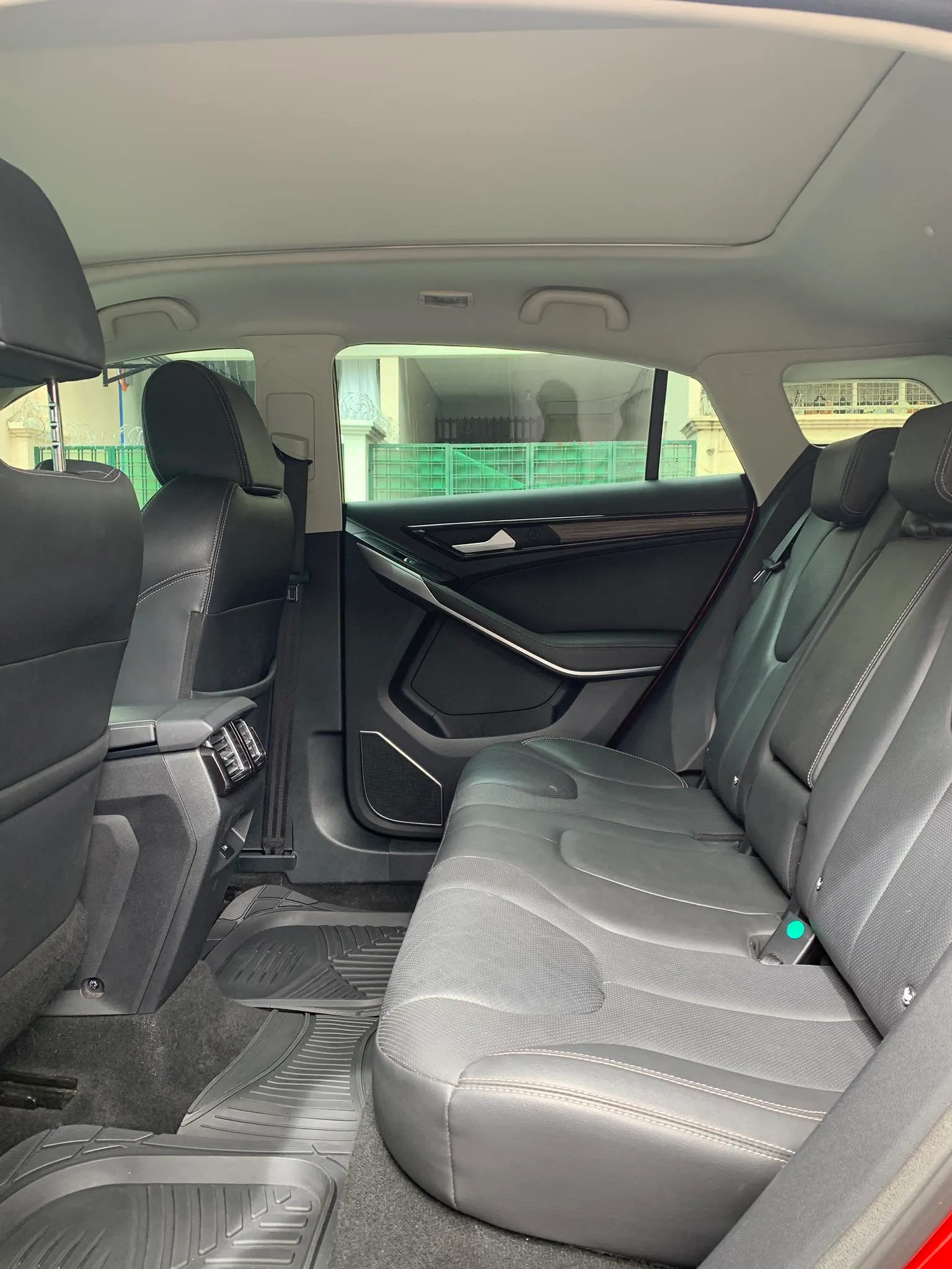 2022 FORD TERRITORY 1.5L TITANIUM GAS AUTOMATIC TRANSMISSION - Image 6