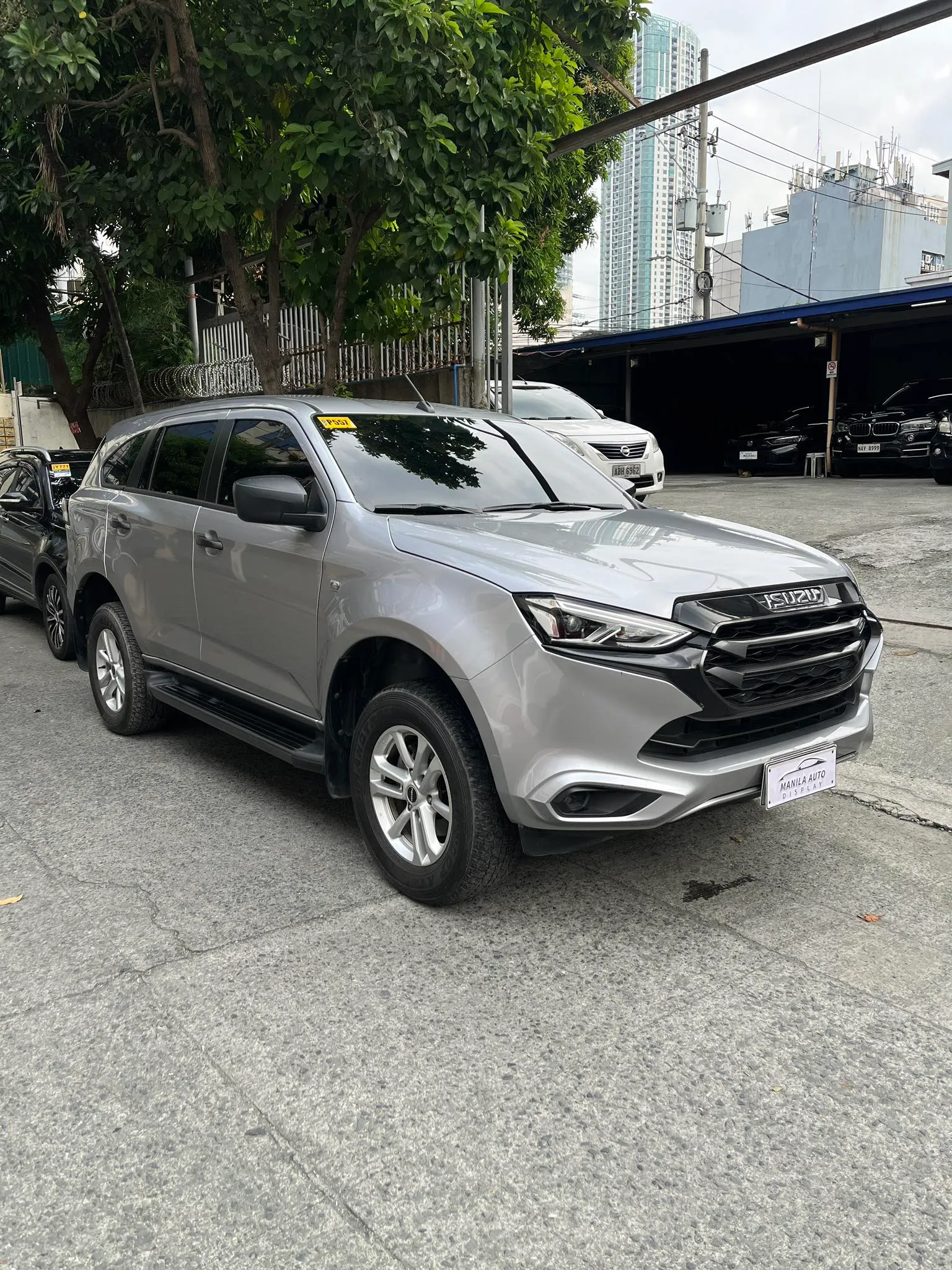 2022 ISUZU MU-X RZ4E 4X2 DSL AUTOMATIC TRANSMISSION - Image 4